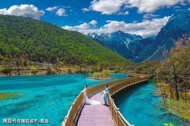如果让你选择去上海或者云南旅游,你会选择哪个「上海到云南旅游攻略四天多少钱」 美食菜谱 如果让你选择去上海或者云南旅游,你会选择哪个「上海到云南旅游攻略四天多少钱」 如果让你选择去上海或者云南旅游,你会选择哪个「上海到云南旅游攻略四天多少钱」 美食菜谱